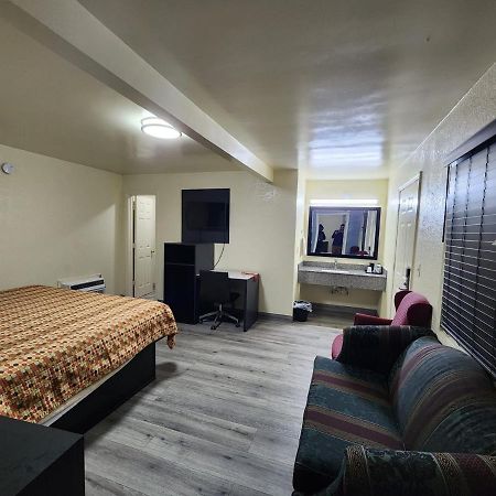 גרינסבורו Green Garden Inn מראה חיצוני תמונה
