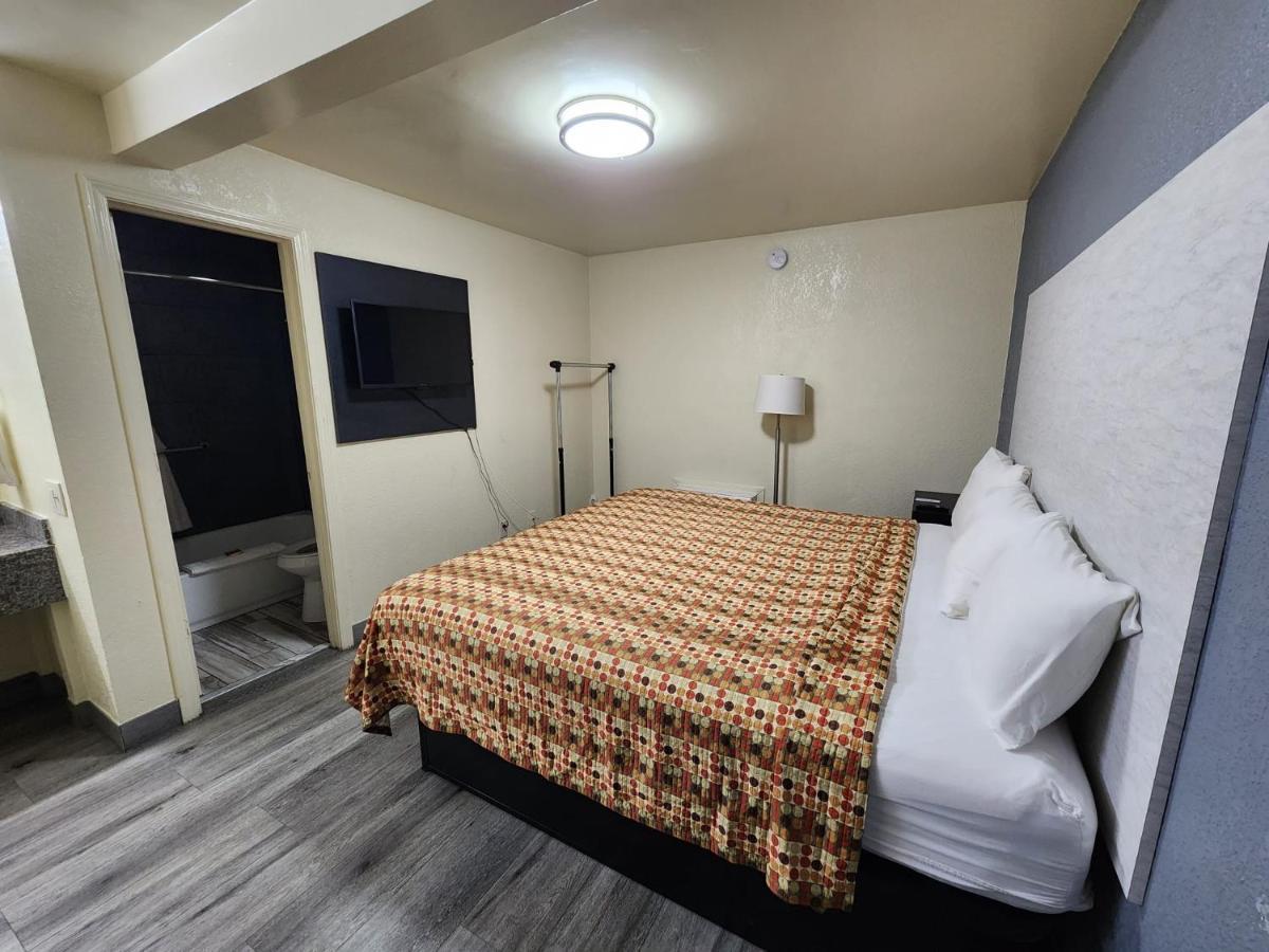גרינסבורו Green Garden Inn מראה חיצוני תמונה
